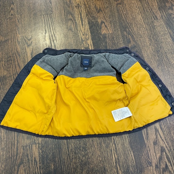 Baby Gap Navy Puffer Vest 3T - Picture 3 of 4